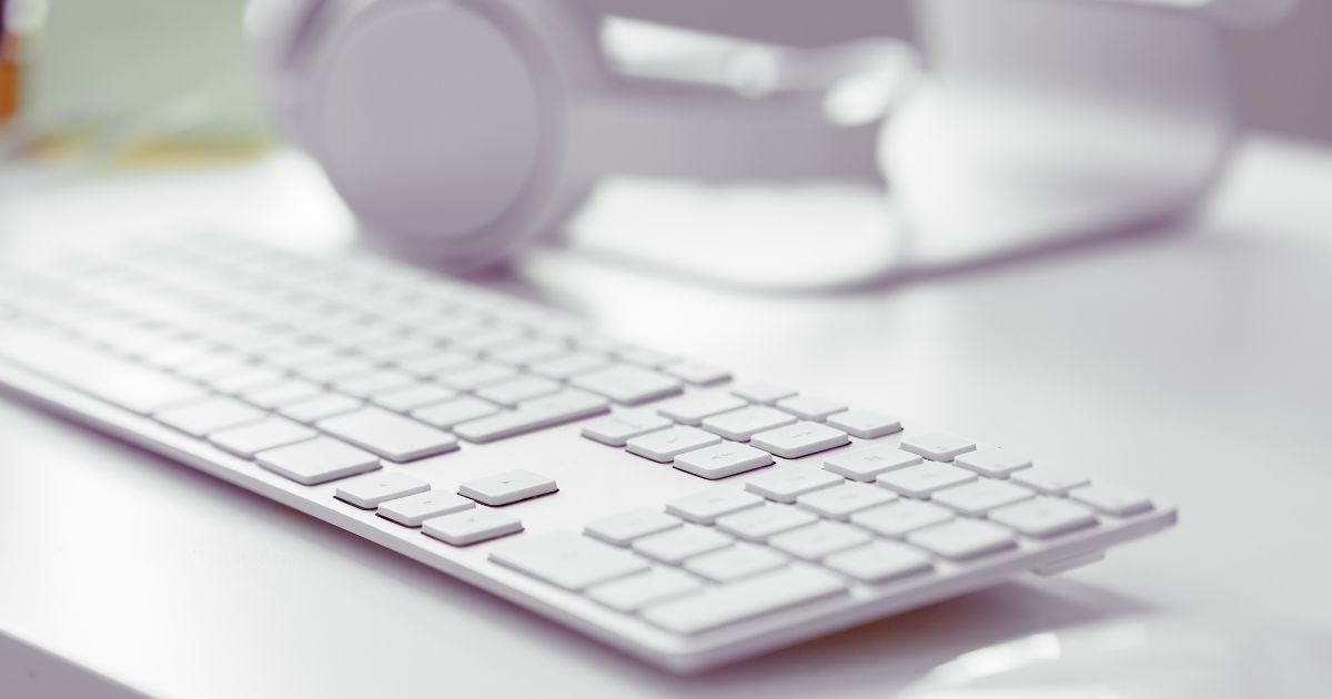 Rekomendasi Keyboard Wireless Memudahkan Aktivitas