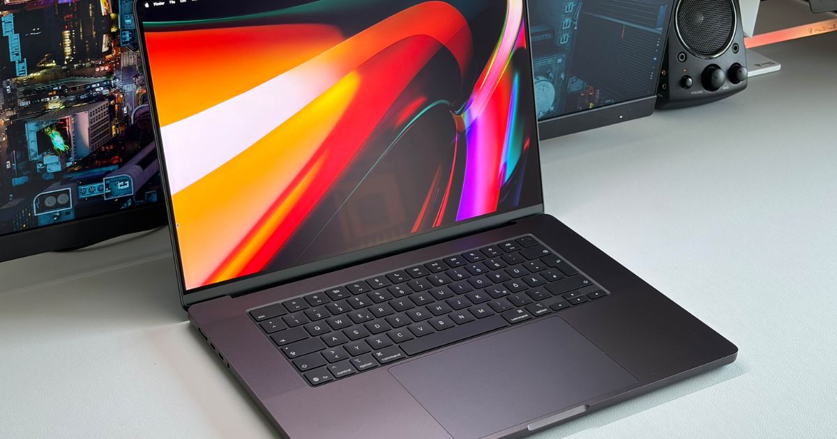Rekomendasi Macbook yang Cocok untuk Software Engineer